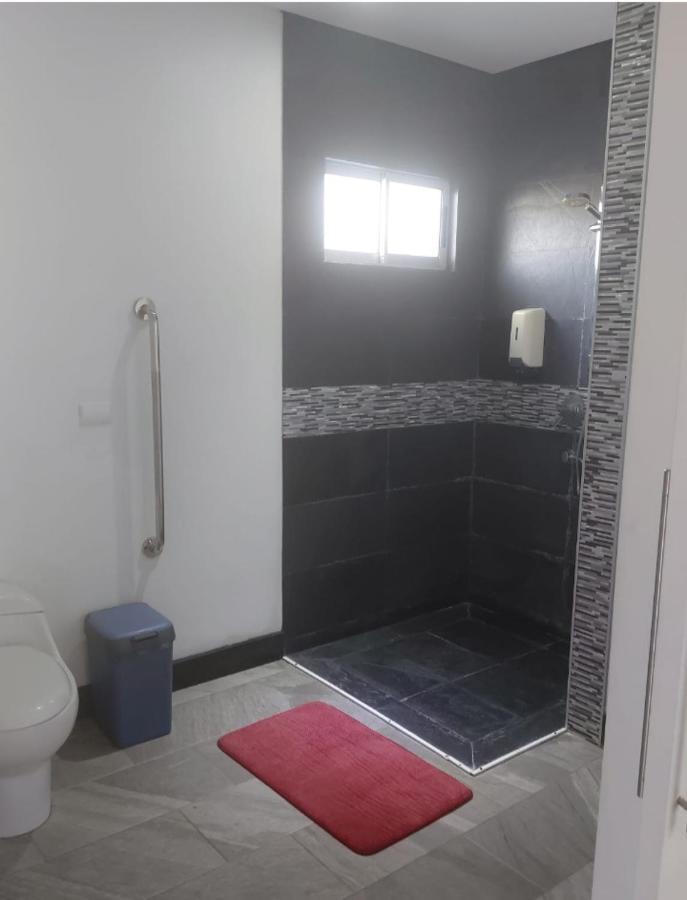 Pura Vida Apartments Quepos Eksteriør bilde
