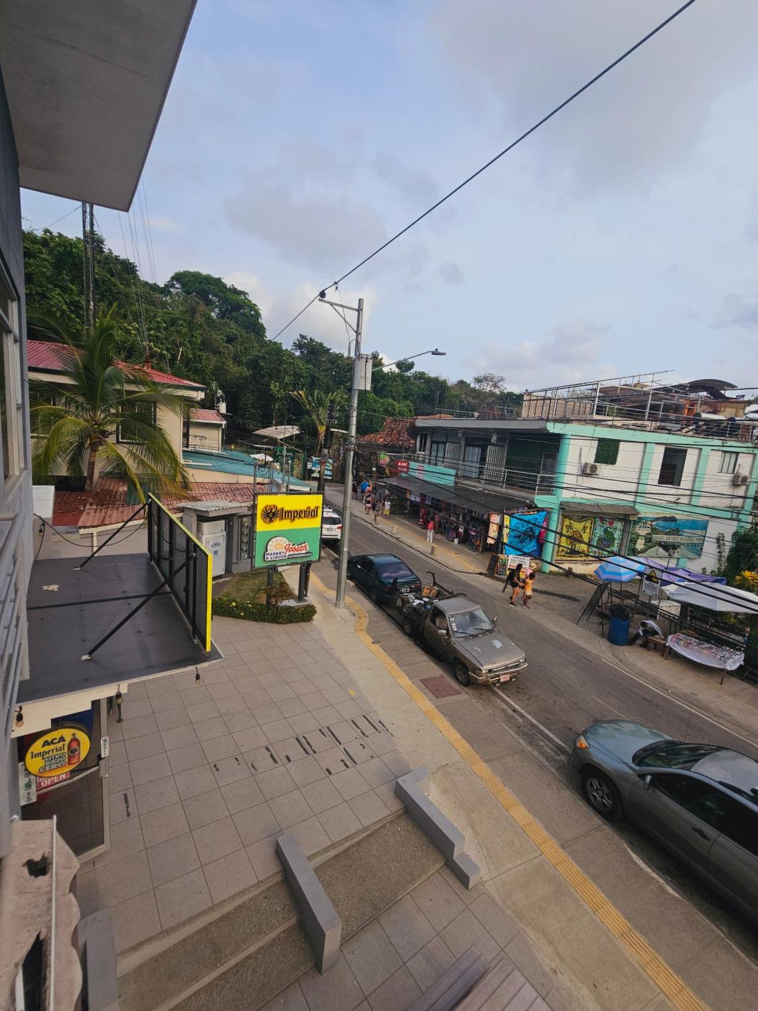 Pura Vida Apartments Quepos Rom bilde